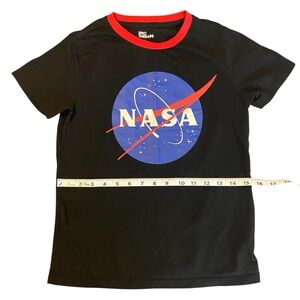 Boys Epic Thread black NASA short sleeve tshirt - size medium - B30